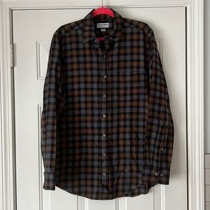 Like new, mens American Apparel, flannel button-down shirt.